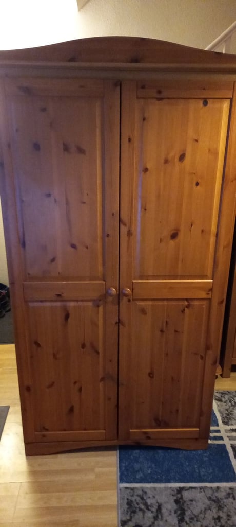 Large Pine Double Wardrobe (FREE Delivery Locally)