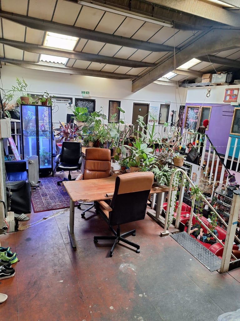 Studio in Converted Warehouse 