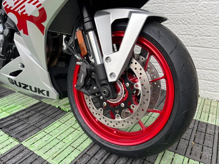 2025 Suzuki GSX-8R 800 Euro 5