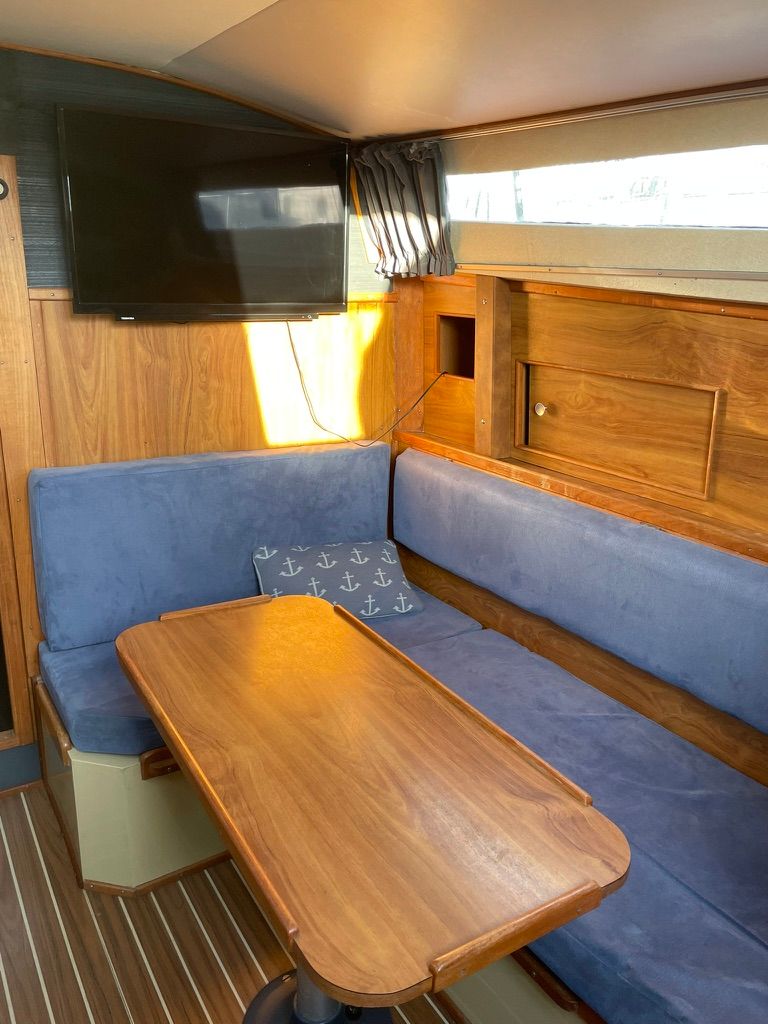 Moody 30 1979 Sailing Yacht.........