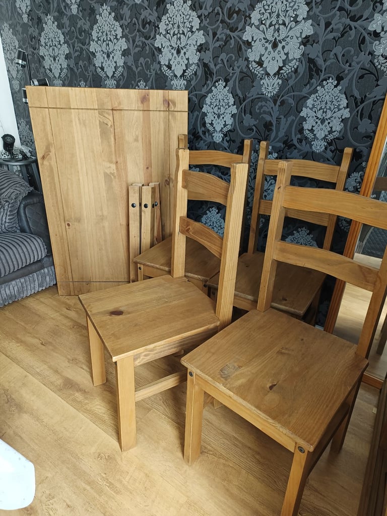 Table and 4 chairs