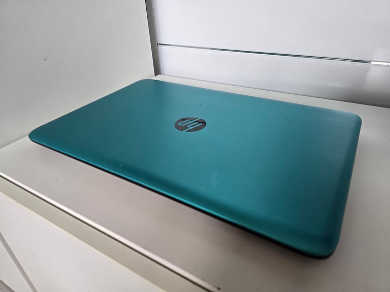 HP Pavilion 15-ba077 15inch laptop 8GB Ram, 240GB SSD 