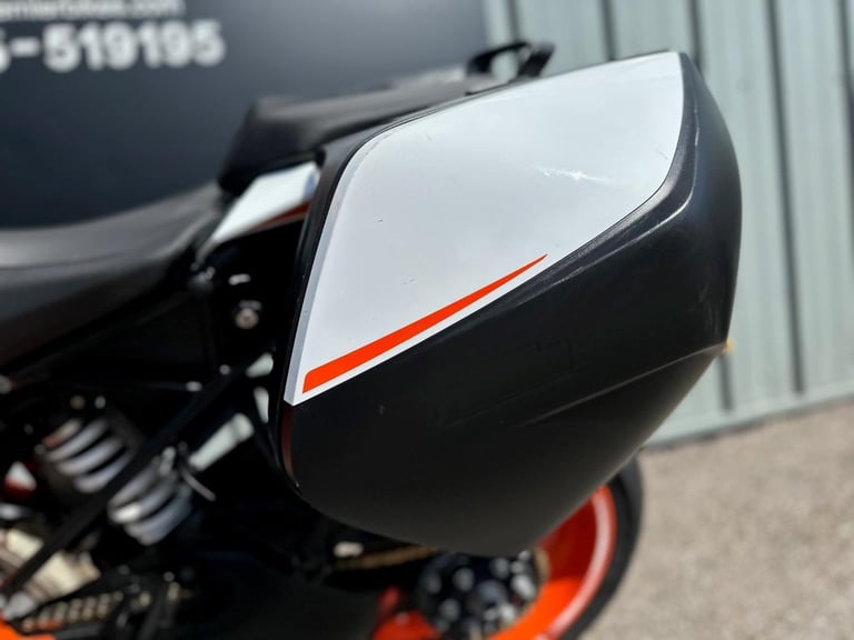 STUNNING ONE OWNER 2019/19 KTM 1290 SUPERDUKE GT MOTORCYCLE