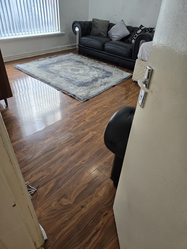 Room Rent in Longsight