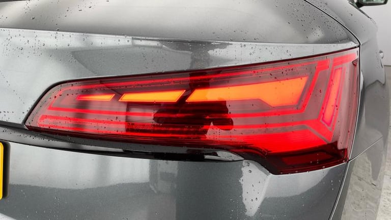 2024 Audi Q5 Black Edition 40 TDI quattro 204 PS S tronic Automatic SUV Diesel Automatic