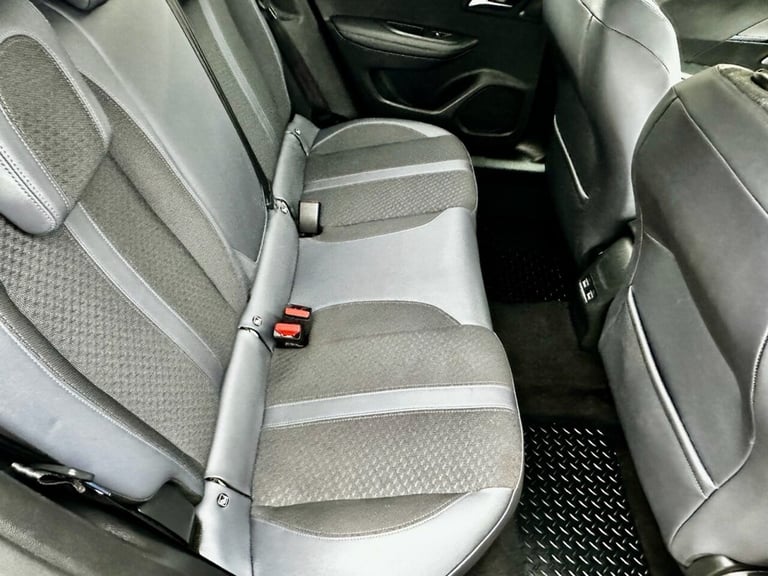 2020 Peugeot 2008 1.2 PureTech Allure SUV 5dr Petrol Manual Euro 6 (s/s) (100 ps) HATCHBACK Petro...