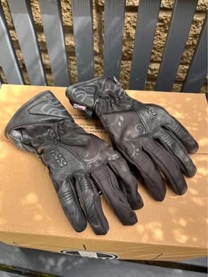 Lady’s IXS Motorcycle Gloves