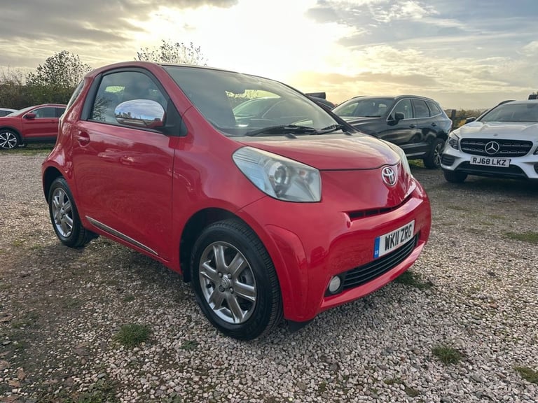 image for 2011 Toyota IQ 1.0 VVT-i 2 Hatchback 3dr Petrol Manual Euro 5 (68 ps) Hatchback Petrol Manual