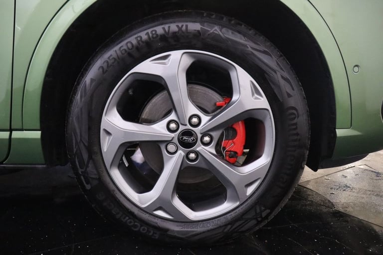 2024 Ford Kuga 2.5 Duratec 14.4kWh ST-Line 5dr CVT (APPLE CAR PLAY) Automatic