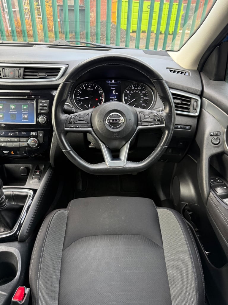 2017 Nissan Qashqai 1.2 DIG-T N-Connecta Euro 6 (s/s) 5dr HATCHBACK Petrol Manual