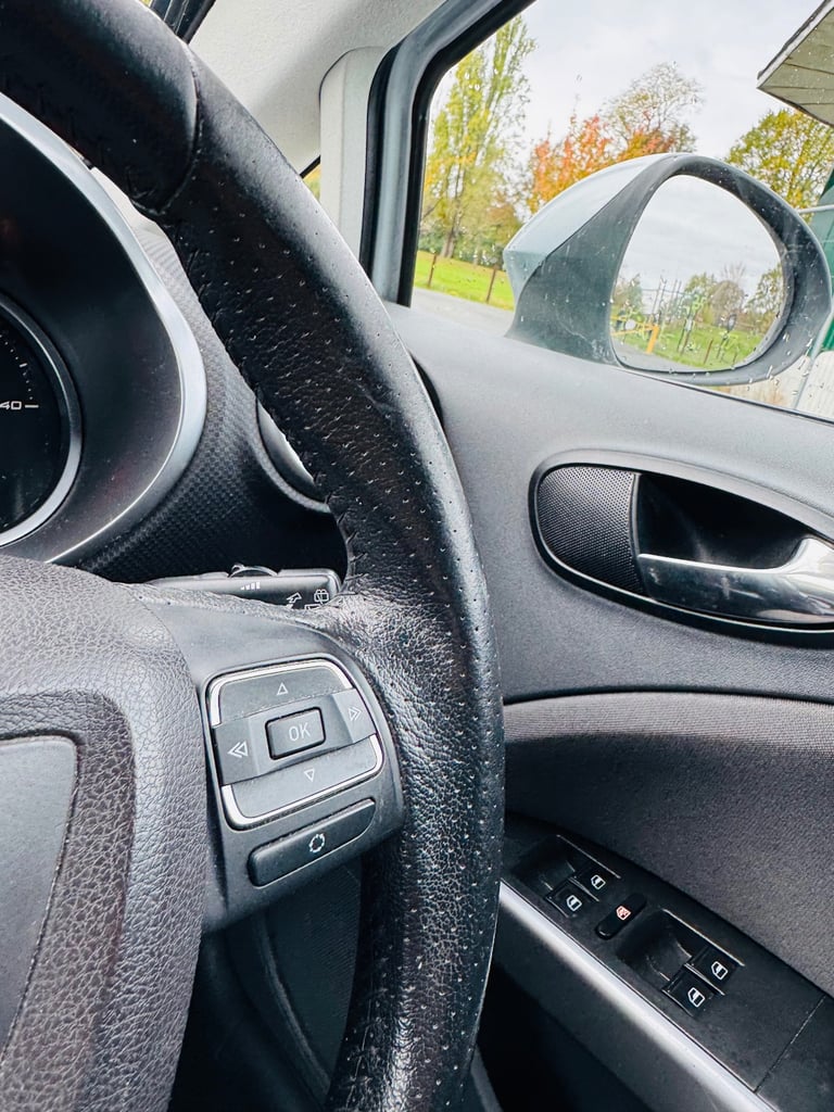 Seat, LEON, Hatchback, 2010, Manual, 1390 (cc), 5 doors