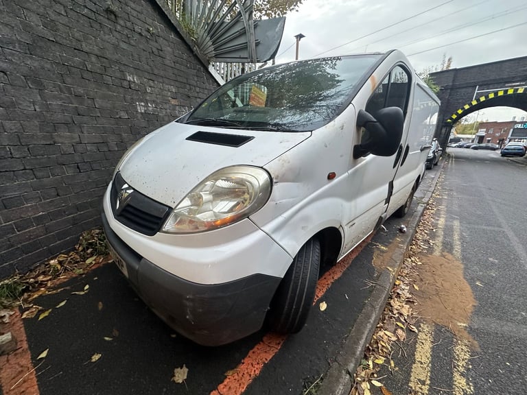 image for VAUXHALL VIVARO 2007 2.0 DIESEL BREAKING FOR PARTS 