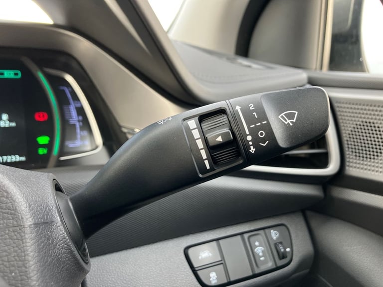 2022 Hyundai IONIQ 1.6 GDi Hybrid Premium 5dr DCT Hatchback PETROL/ELECTRIC Automatic