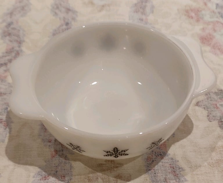 Pyrex dish