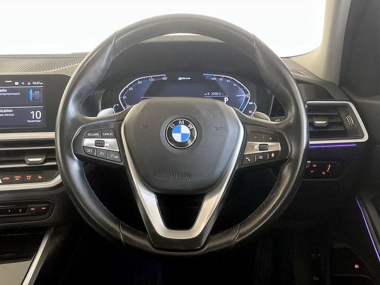 2019 BMW 3 Series 330e SE Pro 4dr Auto SALOON PETROL/ELECTRIC Automatic