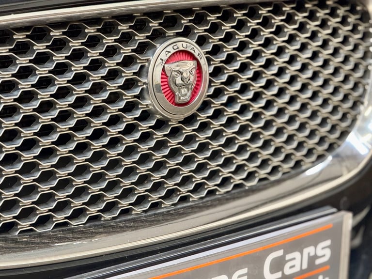 2018 Jaguar XF 2.0i [250] Portfolio 4dr Auto ** SERVICE HISTORY **  Petrol