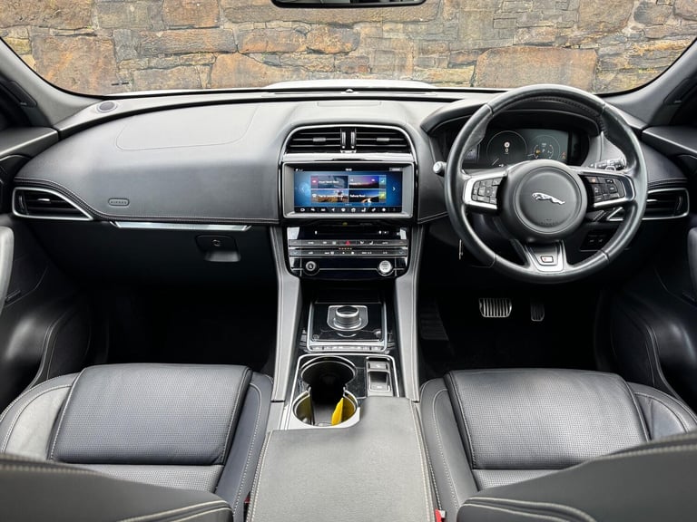 2017 Jaguar F-Pace 3.0 D300 V6 S Auto AWD Euro 6 (s/s) 5dr ESTATE Diesel Automatic