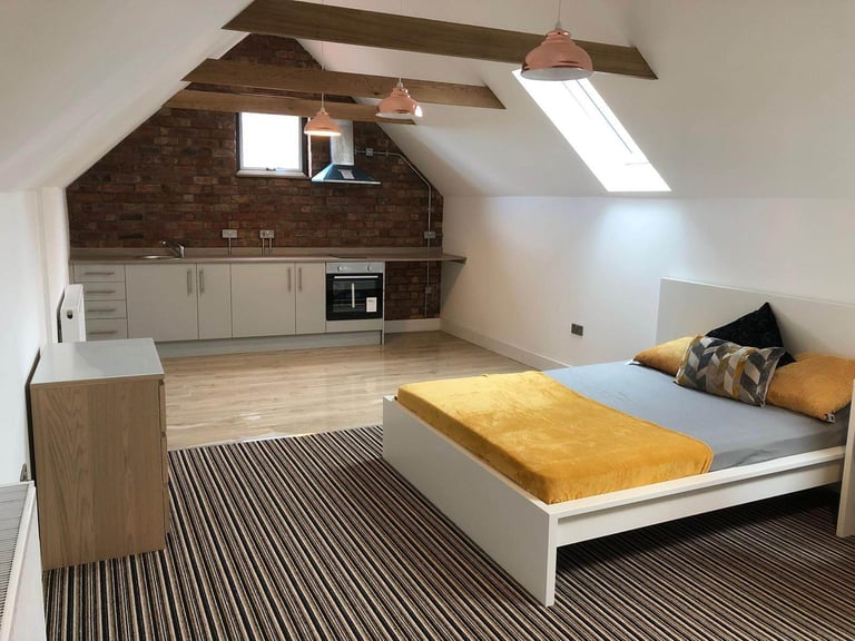 Spacious & Cosy Studio Flat for Rent – CV1 5DW