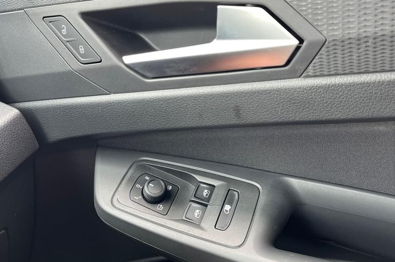 2025 Ford Transit Connect 230 Limited AUTO L1 SWB 2.0 EcoBlue 122ps SATELLITE NAVIGATION, REVERSE...