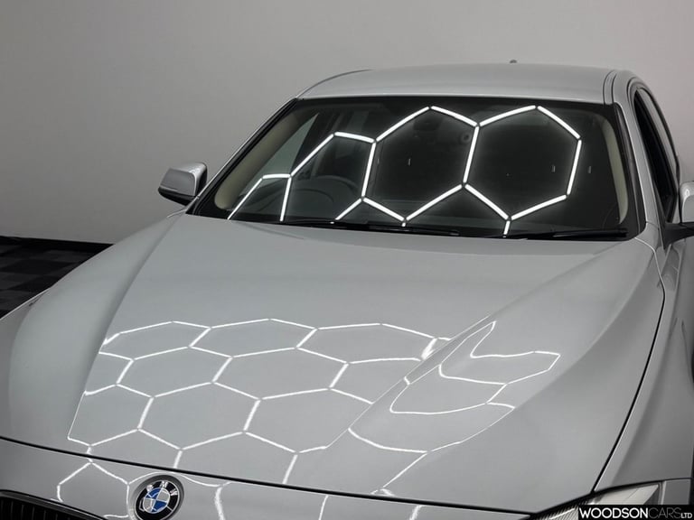 2016 BMW 3 Series 2.0 320i Luxury Saloon 4dr Petrol Auto xDrive Euro 6 (s/s) (184 ps) Saloon Petr...