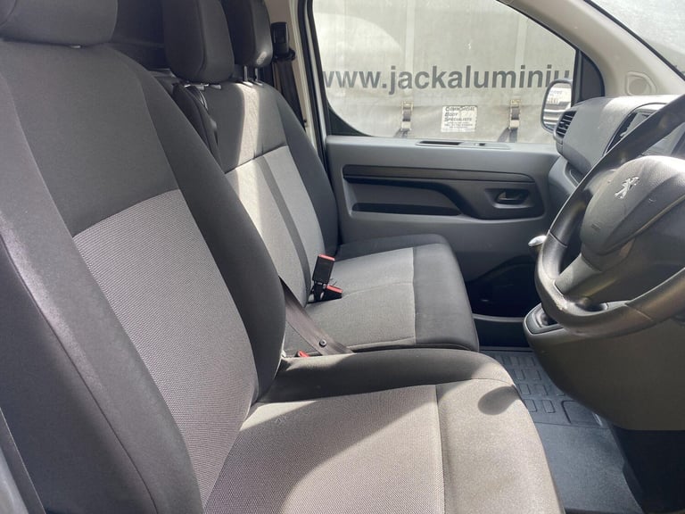 2017 Peugeot Expert 1.6 BlueHDi 1000 S Standard Panel Van MWB Euro 6 6dr PANEL VAN Diesel Manual