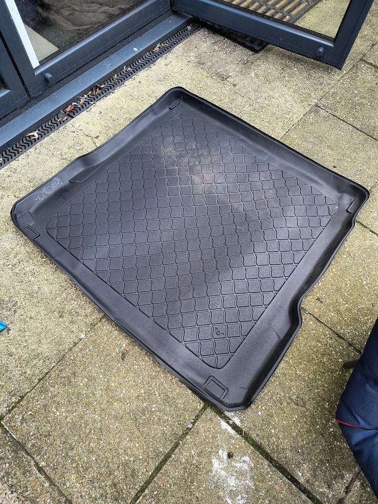 image for Astra estate boot liner