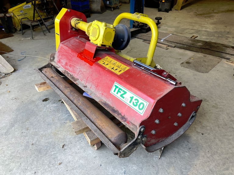 TFZ Heavy Duty 1.3m Flail to Suit Compact Tractor 