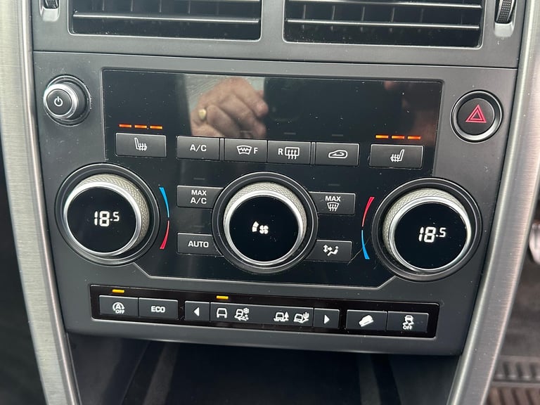 Land Rover Discovery Sport 4x4 / AUTO / 7 SEATS / HUGE SPEC 