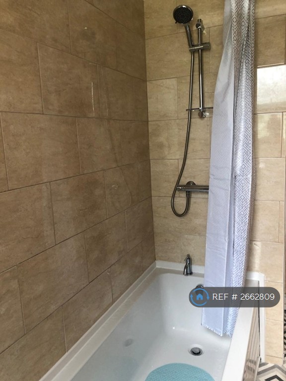 2 bedroom house in Waterford Street, Nottingham, NG6 (2 bed) (#2662809)