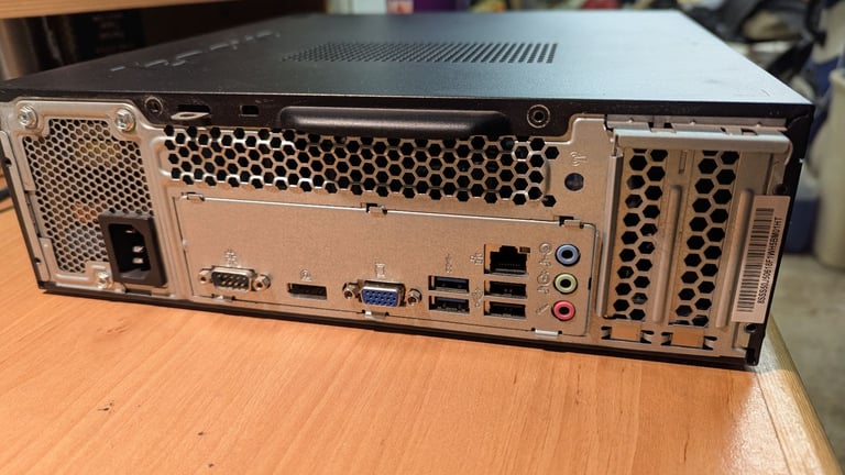 Lenovo i3 desktop pc computer 