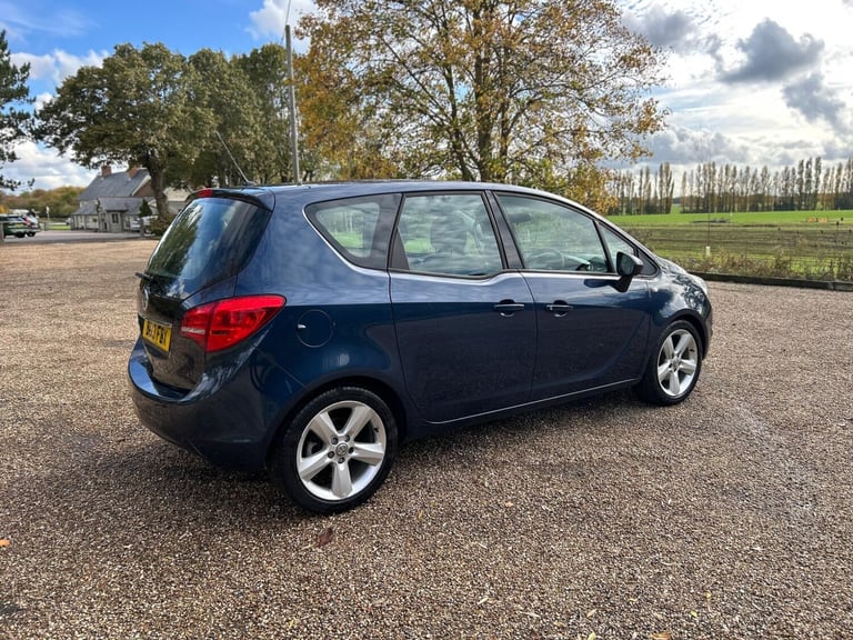 2013 Vauxhall Meriva 1.4 16V Exclusiv Euro 5 5dr MPV Petrol Manual