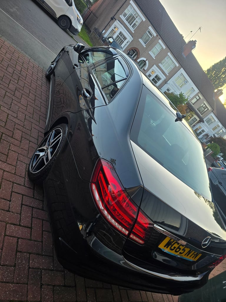 Mercedes-Benz, E CLASS, Saloon, 2015, Semi-Auto, 2143 (cc), 4 doors