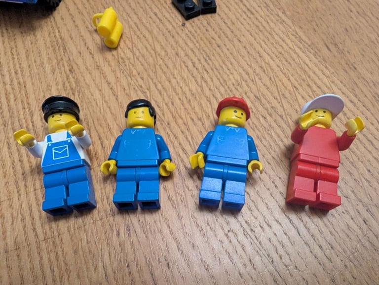 Lego 6698 RV Speed Boat / Lego 6693 Bin Lorry / Lego 6630 Bucket Loader. Complete.