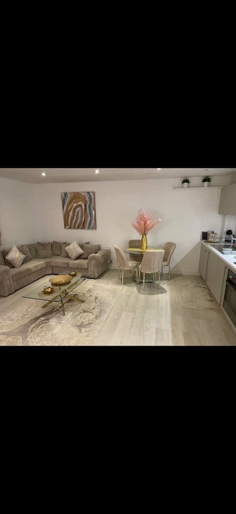 One Bedroom Apartment With Balcony And Private Parking Space 