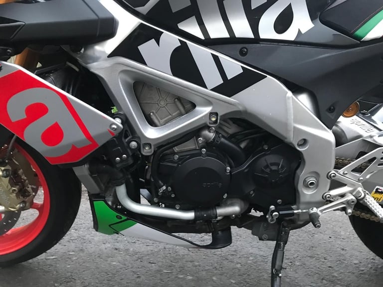 APRILIA TUONO 1100 V4 FACTORY, 2016(16), 3 OWNERS, IMMACULATE CONDITION, £6795