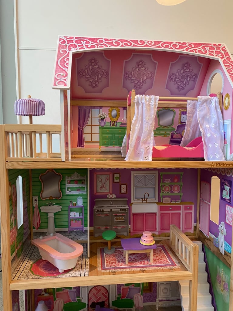 Kidcraft Dolls House 
