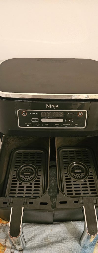 * Ninja Air Fryer * 