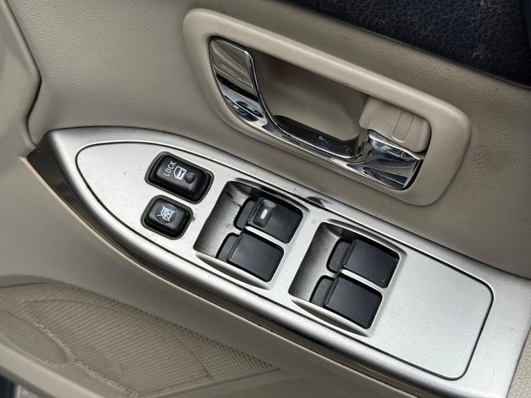 2013 Mitsubishi Shogun 3.2 DI-DC [197] SG3 5dr Auto ESTATE DIESEL Automatic