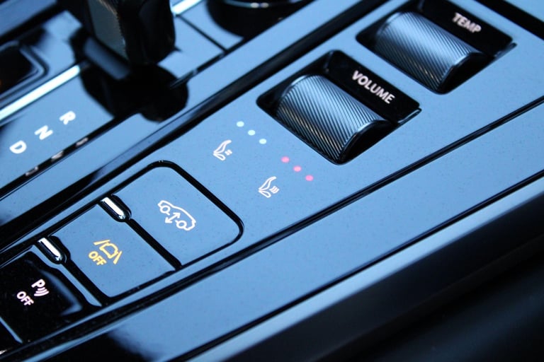 2024 Aston Martin DBX 4.0 V8 707 Auto 4WD Euro 6 (s/s) 5dr HATCHBACK Petrol Automatic