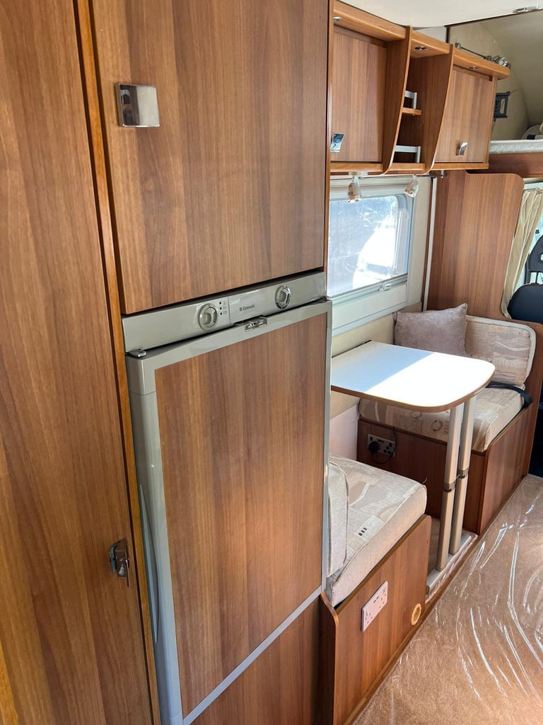 2011 - Rimor Katamarano - 2.3ltr - 48,000 miles - 7 berth / 7 belts 