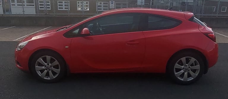 VAUXHALL ASTRA 1.4 PETROL FULL-SERVICE HISTORY & 11 MONTHS MOT 