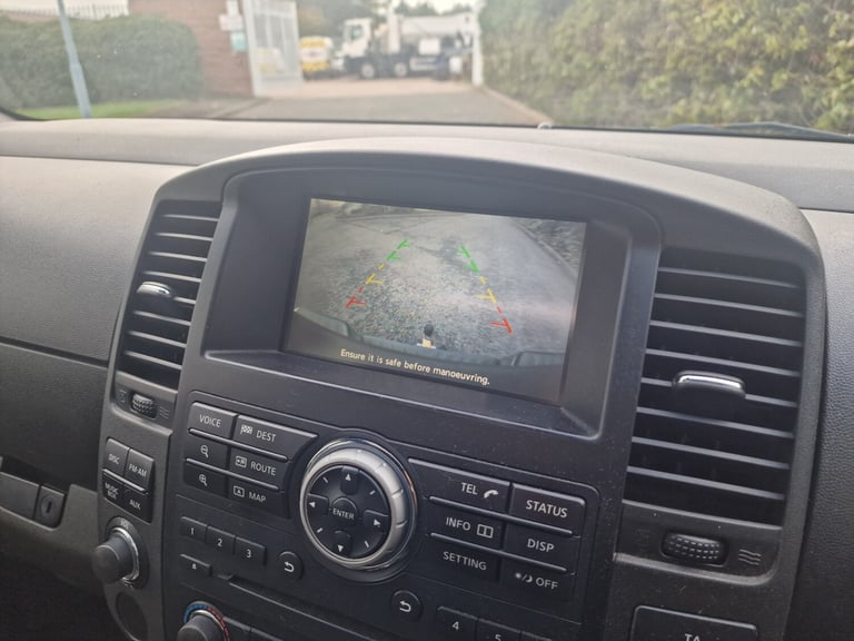 2012 Nissan Navara Double Cab Pick Up Outlaw 3.0dCi V6 231 4WD Auto PICK UP Diesel Automatic