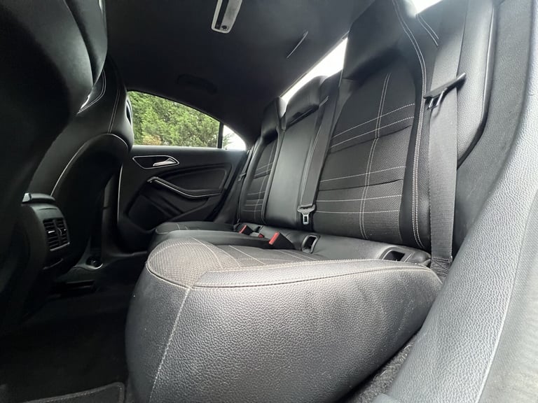MERCEDES-BENZ CLA 2.1 CLA200 CDI Sport 2015