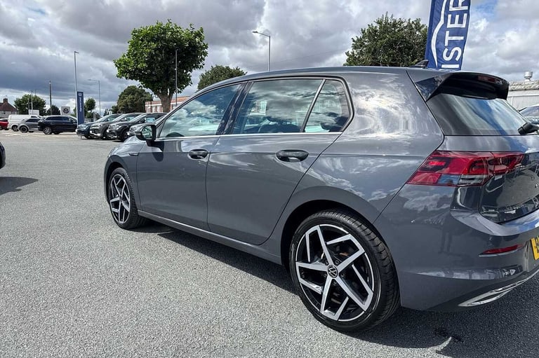 2020 Volkswagen Golf 1.5 eTSI 150 Style 5dr DSG Hatchback Petrol Automatic