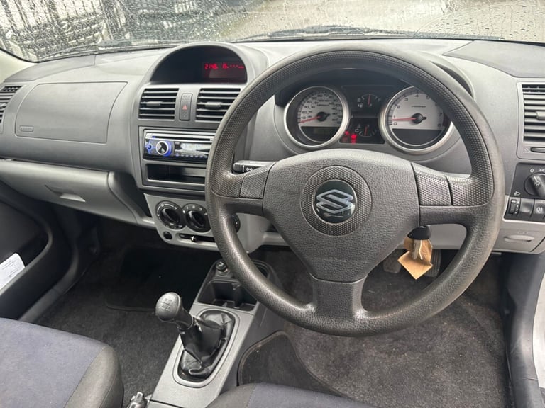 2005 Suzuki Ignis 1.3 VVT GL Hatchback 5dr Petrol Manual (154 g/km, 92 bhp) Hatchback Petrol Manual