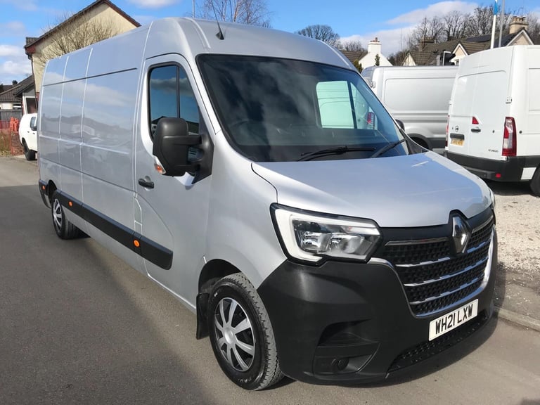 image for 2021 Renault Master 2.3 dCi ENERGY 35 Business+ FWD LWB Medium Roof Euro 6 (s/s) 4dr PANEL VAN Di...