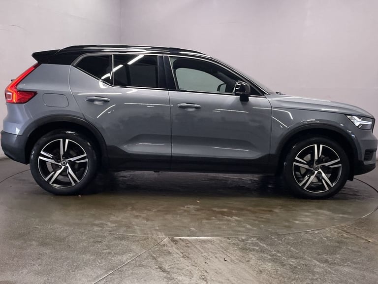 2021 Volvo XC40 2.0 B4 MHEV R-Design SUV 5dr Petrol Hybrid Auto Euro 6 (s/s) (197 ps) ESTATE PETR...