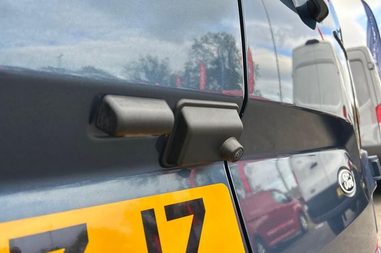 2025 Ford Transit Custom 280 Limited AUTO L2 LWB FWD 2.0 EcoBlue 136ps, PLYLINED Automatic Panel ...