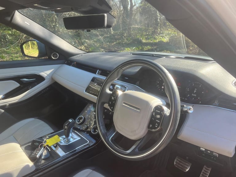 LAND ROVER RANGE ROVER EVOQUE 2.0 D180 First Edition White Auto Diesel 2019