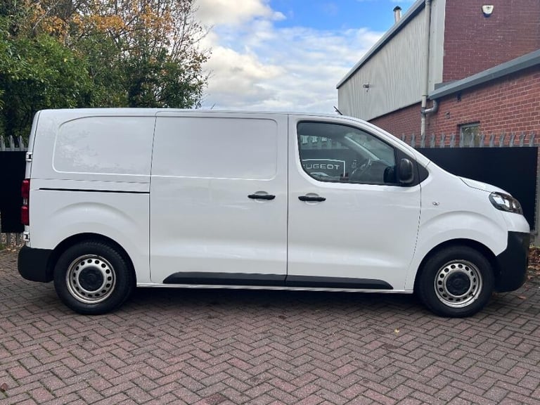 2023 Vauxhall Vivaro 1.5 Turbo D 2900 Dynamic Panel Van 6dr Diesel Manual L1 H1 Euro 6 (s/s) (10 ...